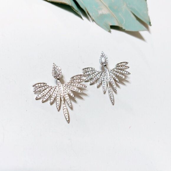 Diamond decor stud earrings S186 - Picture 2 of 3